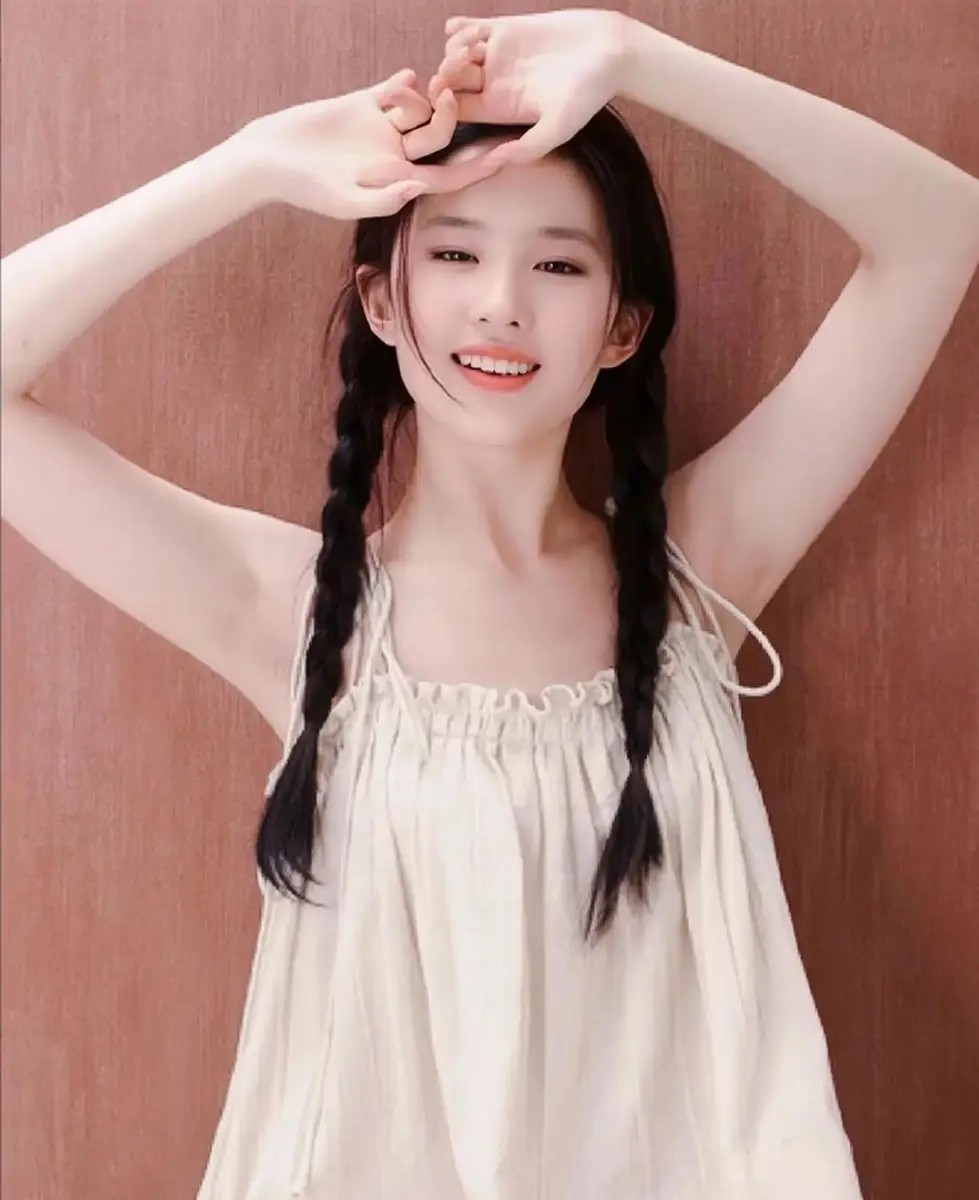陈晓一觉醒来天塌了,被央视点赞的陈妍希,会赢麻吗?