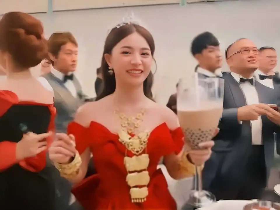 白月光回归!易烊千玺惊喜客串《长安的荔枝》,原来还有11位演员演过《长安十二时辰》