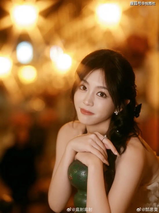 批量复制“米其林”：当流量焦虑透支餐饮的“信任货币”