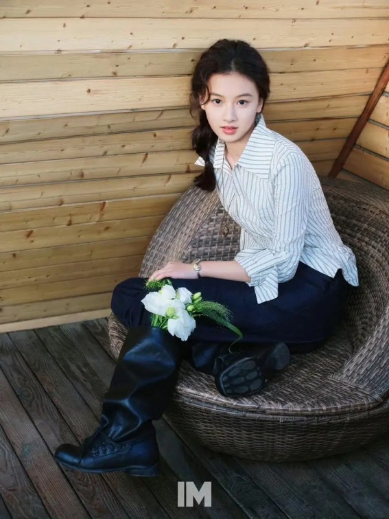 自动驾驶“掀桌”旅游租车：从“开车”到“坐车”，行业边界正在消融