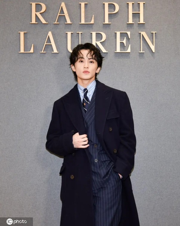 不爹一个，浑身难受