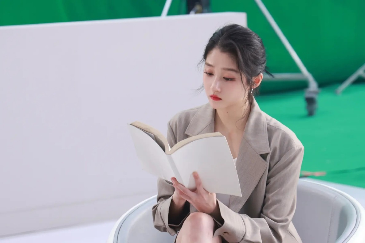 当容貌焦虑成了肉体恐怖片的财富密码