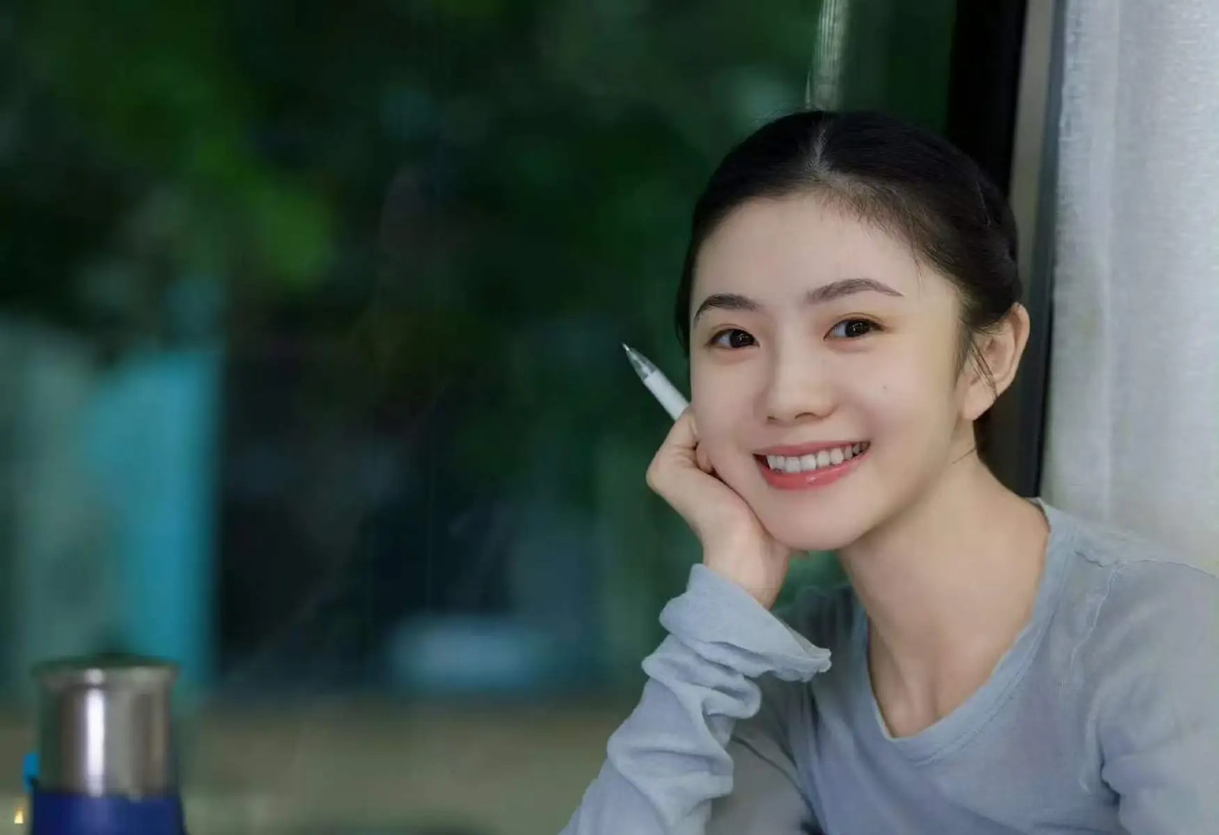 同样拿下菲尔兹奖，为什么王虹的故事远比邓煜更戳普通人？